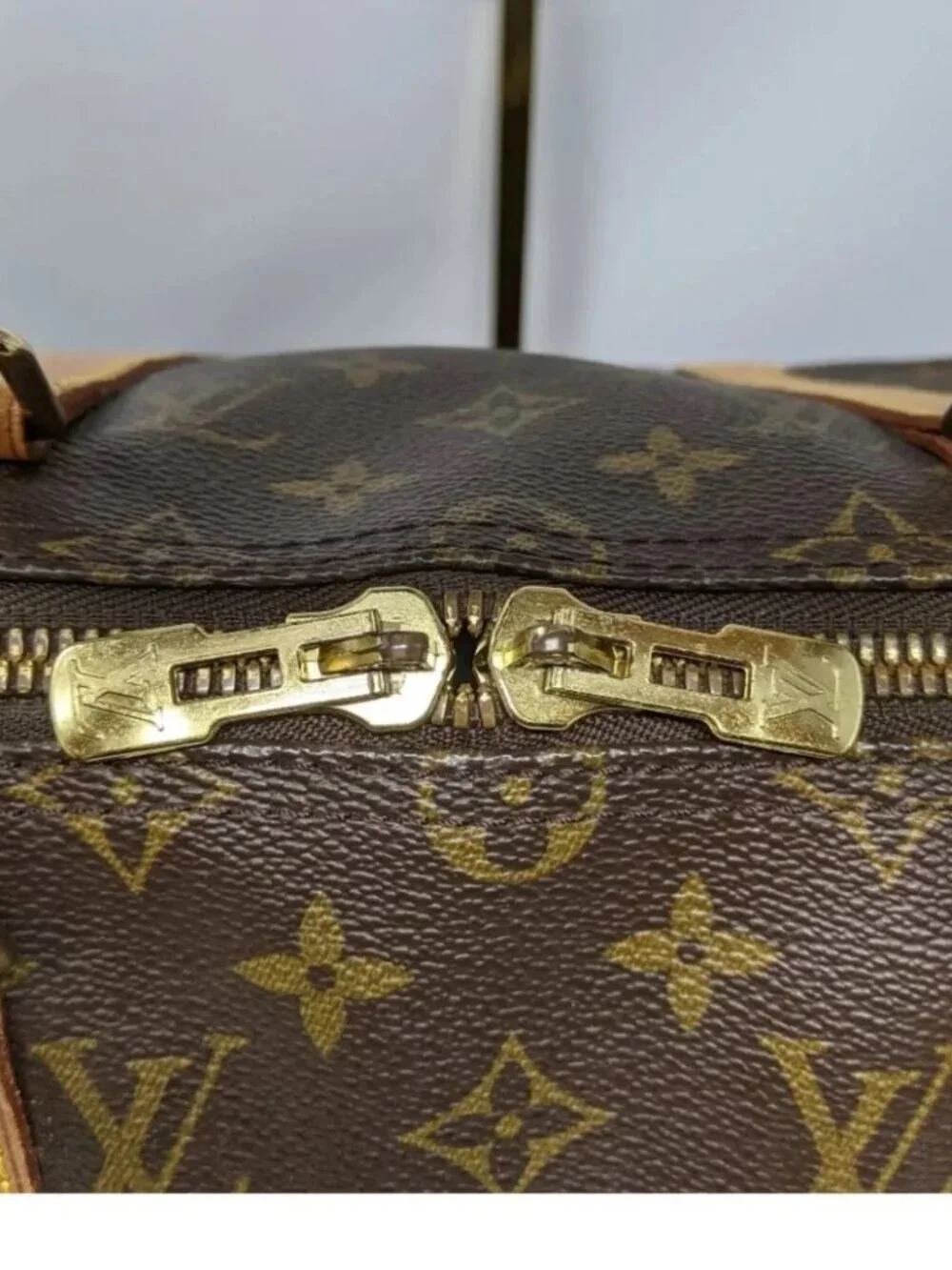 LOUIS VUITTON Monogram Keepall 50